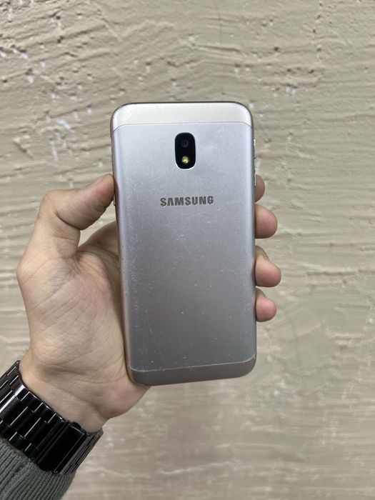 Samsung J3 - 16 gb полностью рабочий