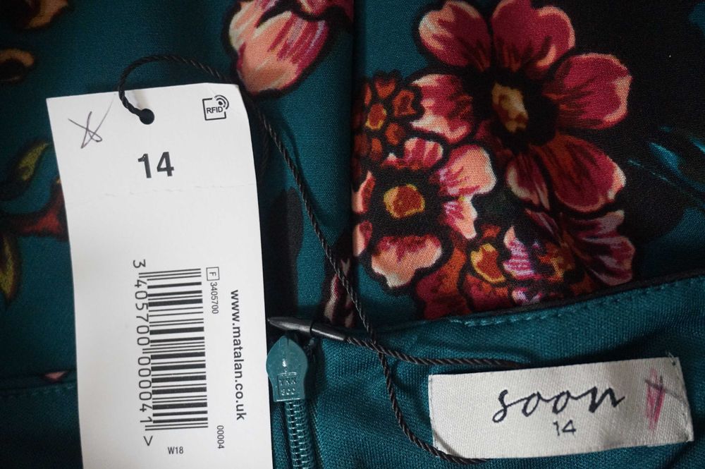 Rochie Soon, marimea 42,noua cu eticheta