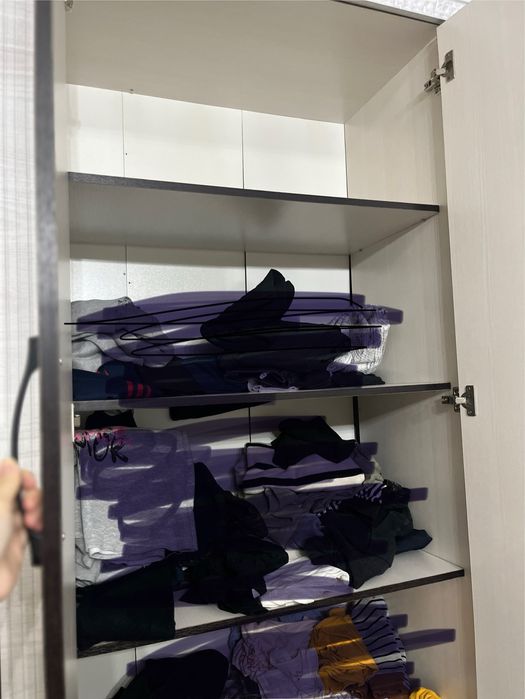 Продам распашной шкаф