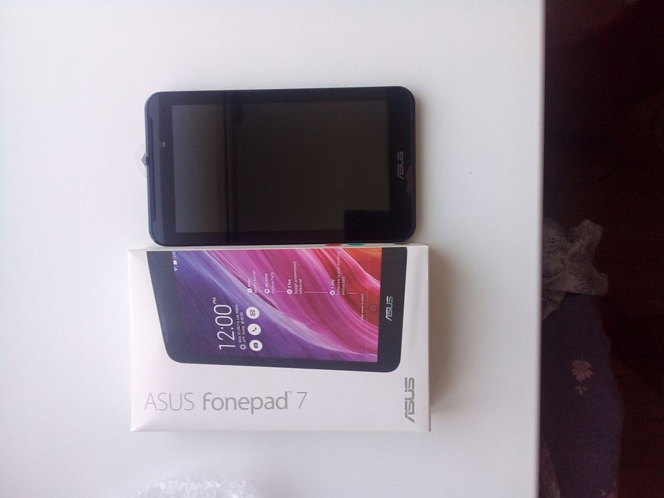 Продам планшет "Asus" .