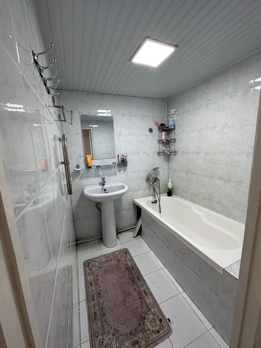 Квартира сотилади