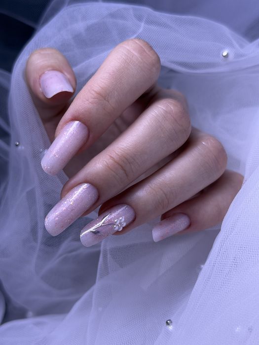 Aplic unghii cu gel