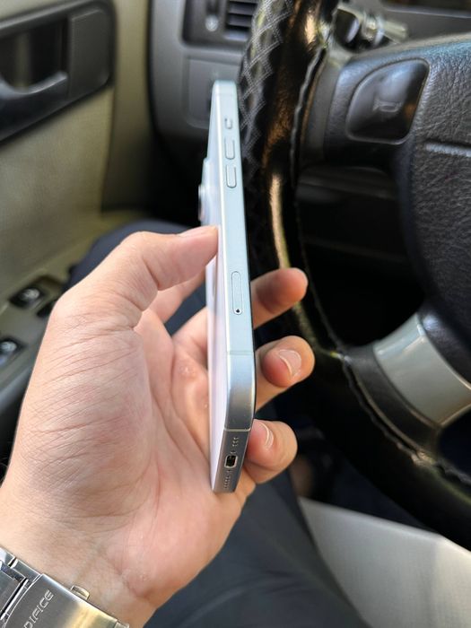 iPhone 15 ideal ochilmagan