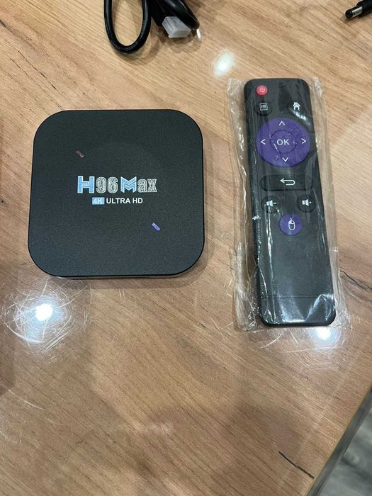 Продаю TV Box Smart TV Новый Срочно