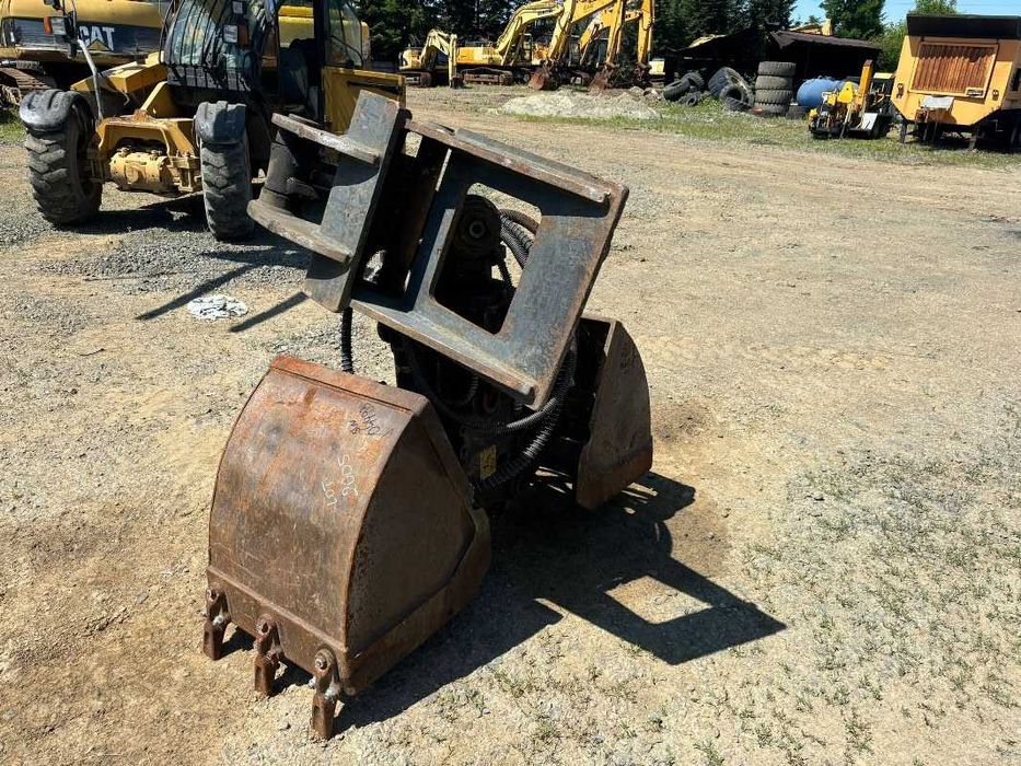 Cupă graifer hidraulică Kinshofer pentru traverse CFR pentru excavator