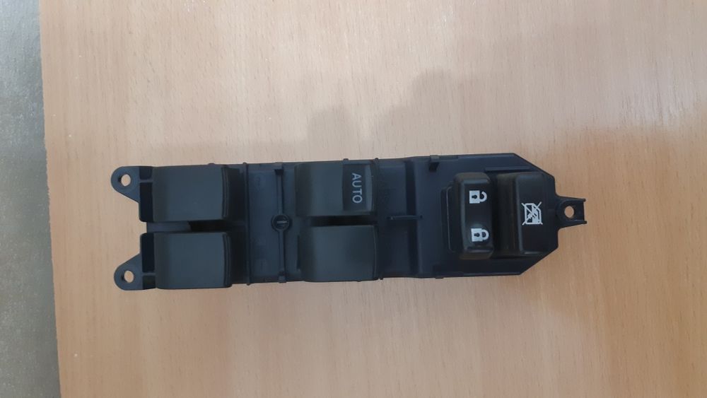 Продам запчасти на камри 40