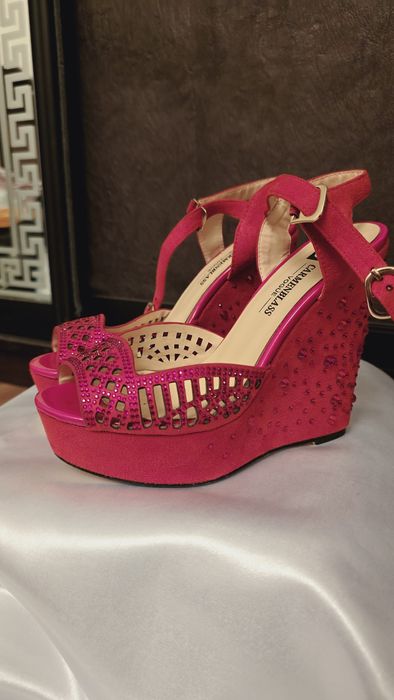 Женская обувь на платформе