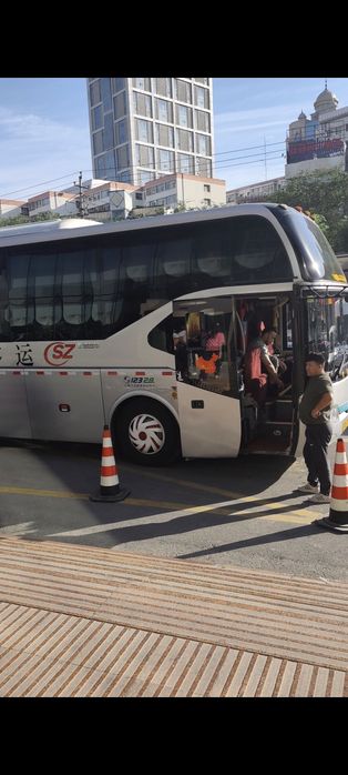 Хитойга оборамиз Уримчи ва Хоргозга.