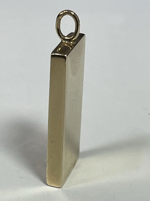 Златна висулка 9 карата