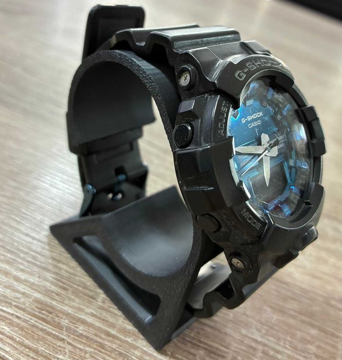 Часовник Casio G-Shock GA-810