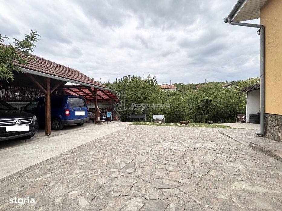 Casa - Vila - str. Piatra Craiului