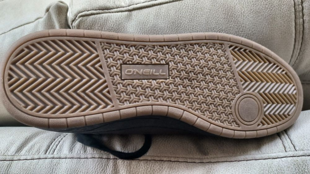 Нови, мъжки,  зимни, кожени обувки  O,Neill
