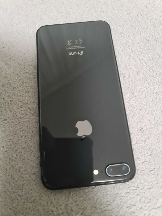 Iphone 8+  de 64 Gb