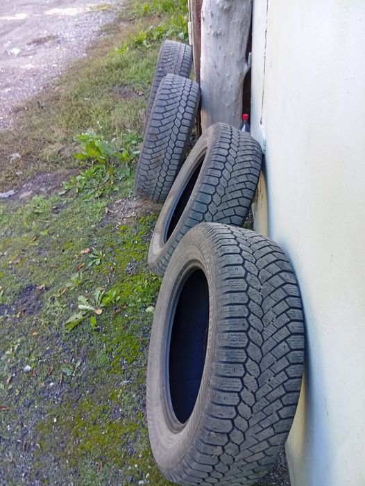 Продам Шины 205/65/16