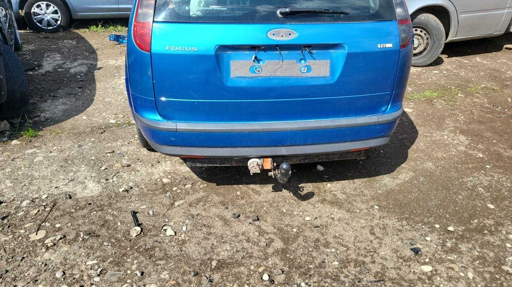 Carlig remorcare cu priza -  Ford Focus break
