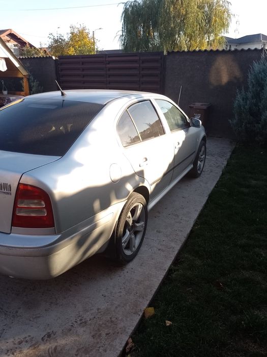 SKODA Octavia 2004 — imagine 2