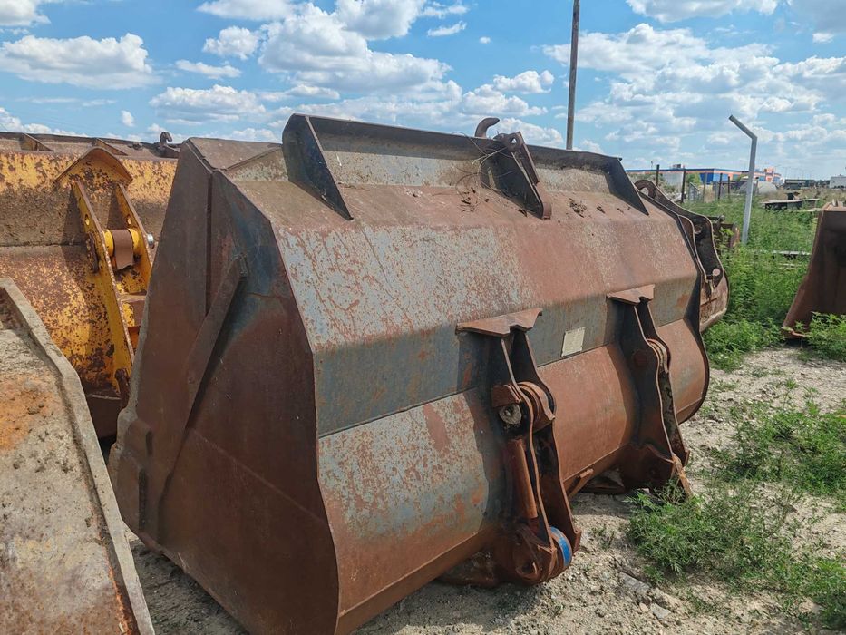 Cupa incarcator frontal Volvo