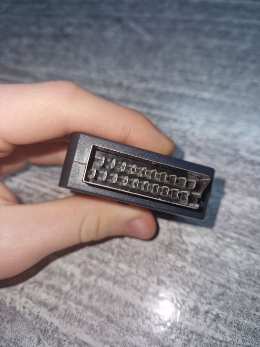 Adaptor SCART la RCA + S-VIDEO