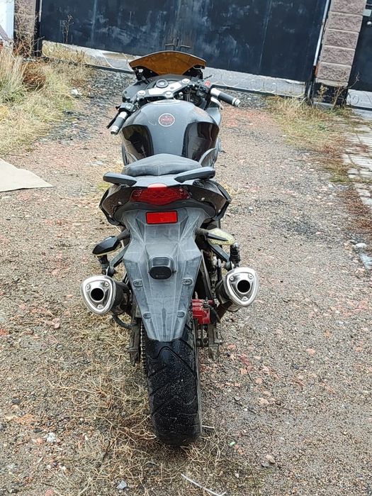 Мотоцикл   на ходу