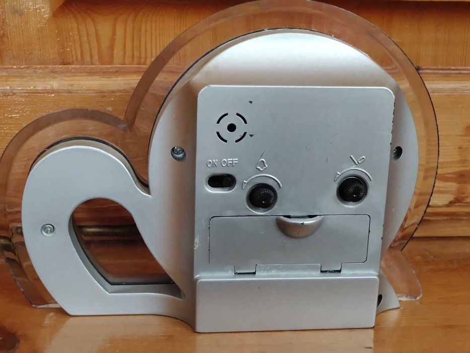 Механичен часовник-будилник