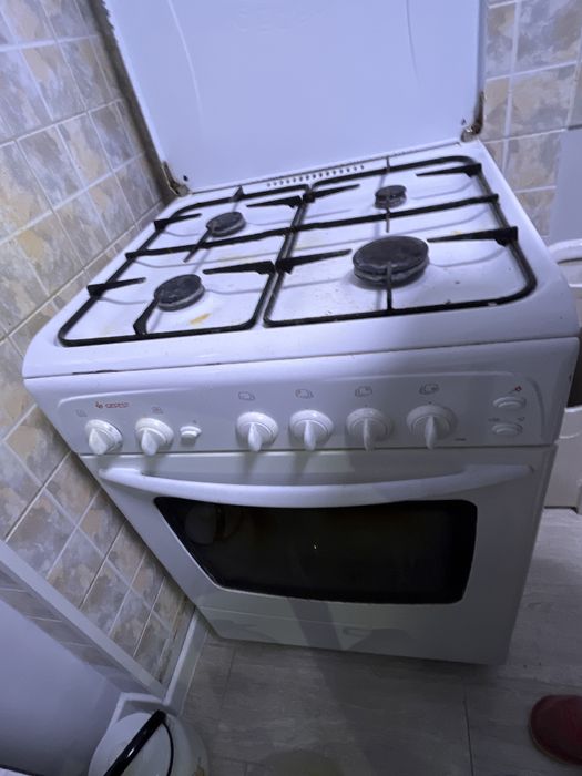 Продается газ печка Gefest