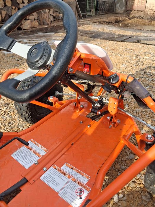 Vând kart 79 cc!