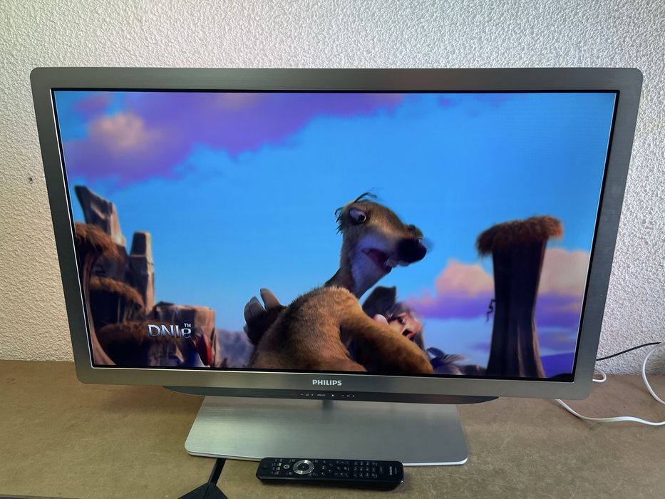 Телевизор Philips Full HD LED 37” Ambilight - 37PFL9606