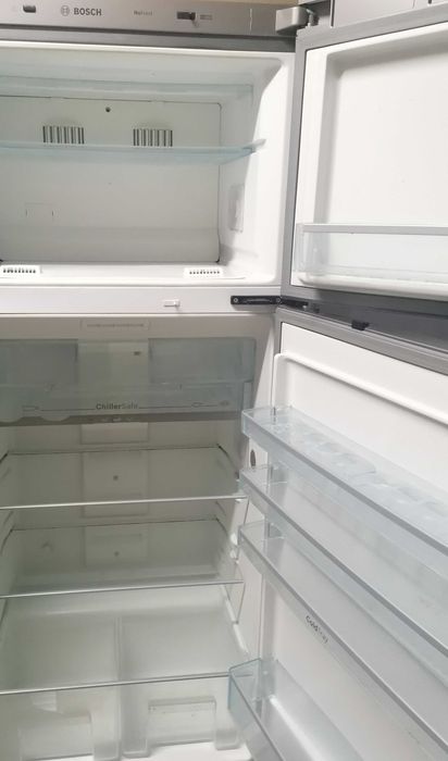 Хладилник с фризер  Bosh