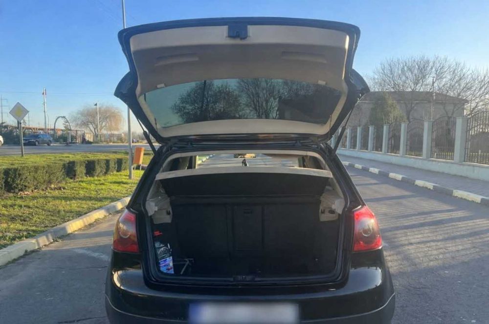 Volkswagen Golf 5 1.9 tdi