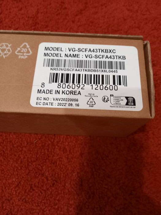 TV РАМКА SAMSUNG FRAME VG-SCFA43TKBXC ,modern teak/цвят тиково дърво/.