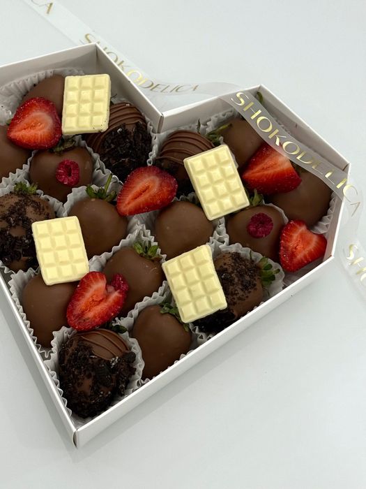 клубника в шоколаде