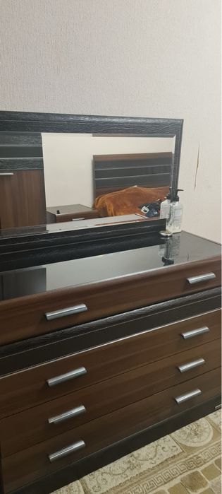 Продам спальный гарнитур Турция