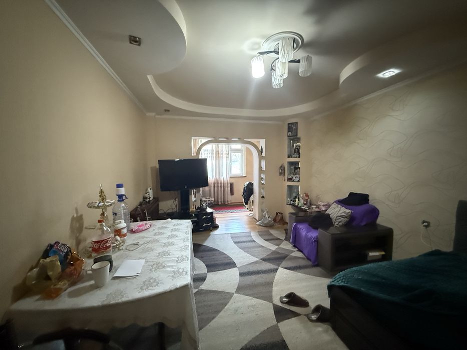 Продажа Юнусабад -4 квартал 4/1/9 улучшенная планировка, Биллюр б/ зал