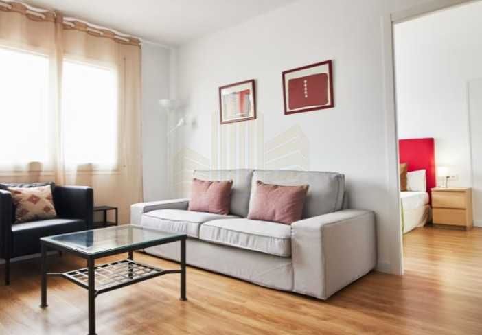 Дава се под наем Тристаен апартамент в Пловдив, Център - 74 кв.м за 193.8 € - Снимка #1