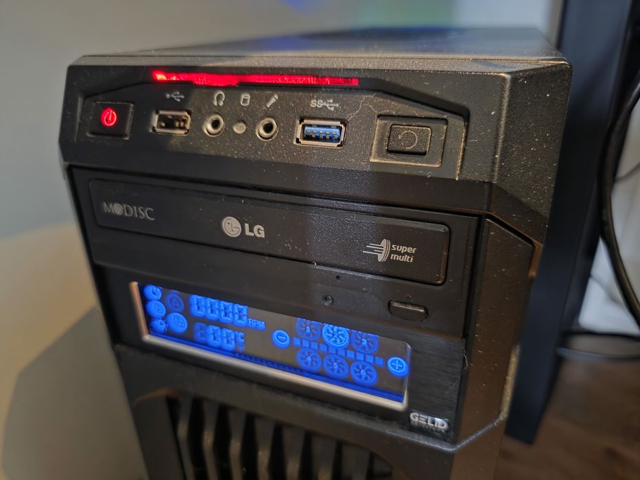 Геймърски MID PC Ryzen 5 16GB Ram