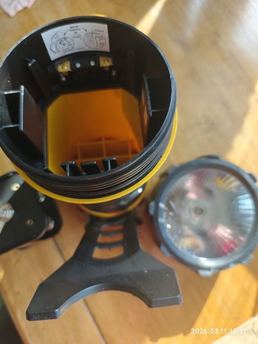 Прожектор VARTA като нов