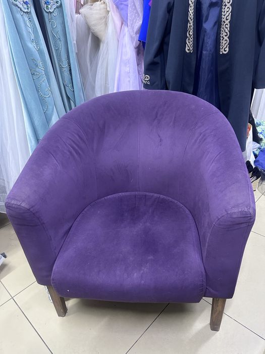 Продам мягкое кресло