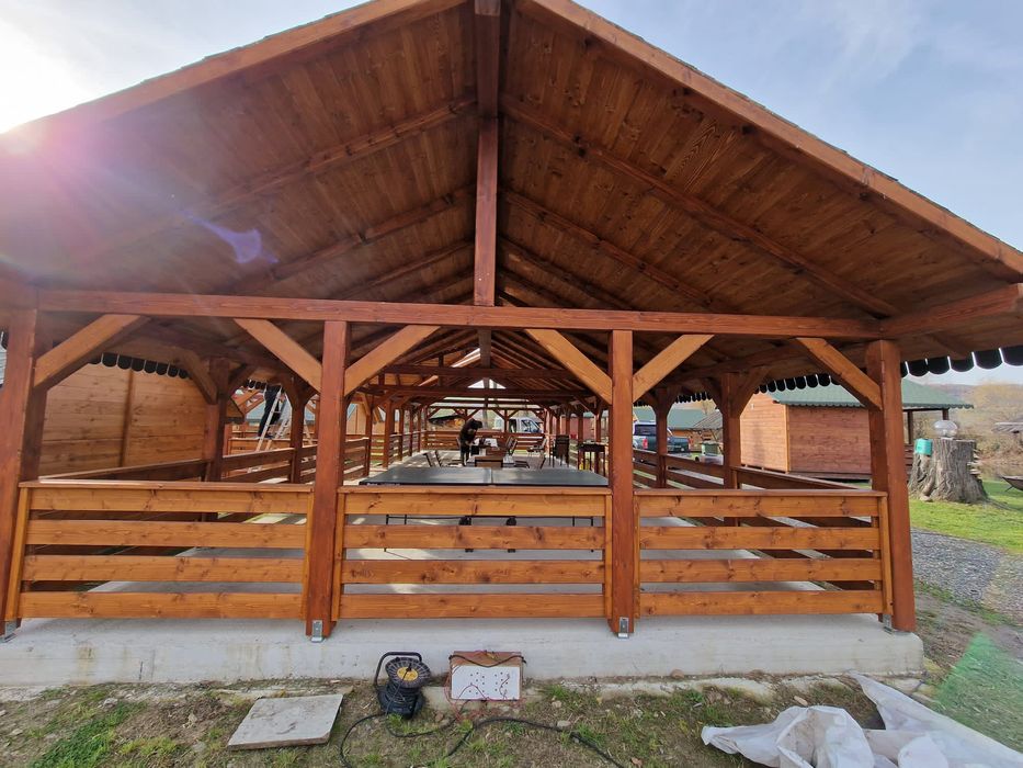 Cabane,casute,,terase, case pe structura din lemn, prelucrare lemn