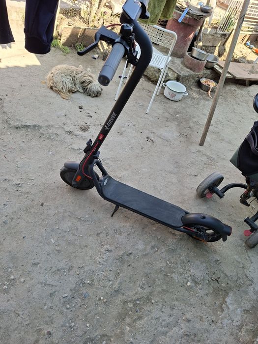 Trotineta electrica navee v40i schimb cu iphone