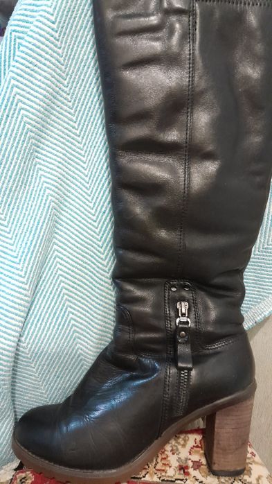 Продам сапоги женские