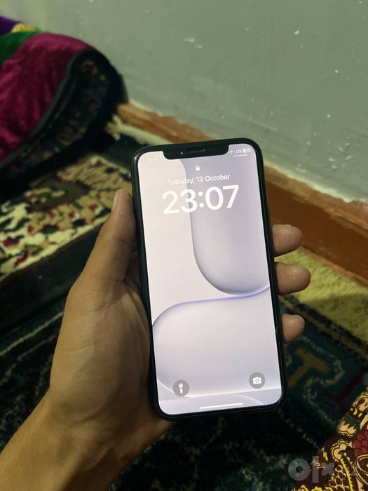 Iphone 11 pro  ideal