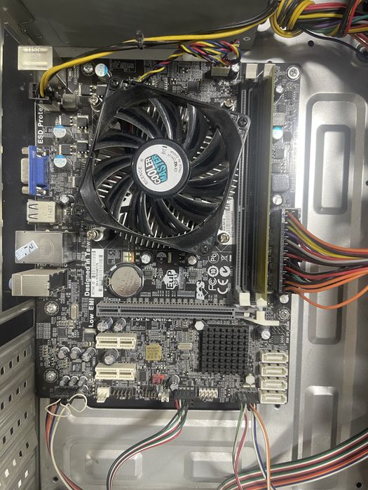 H61 plata + i3 2100 + ozu 4gb DDR3