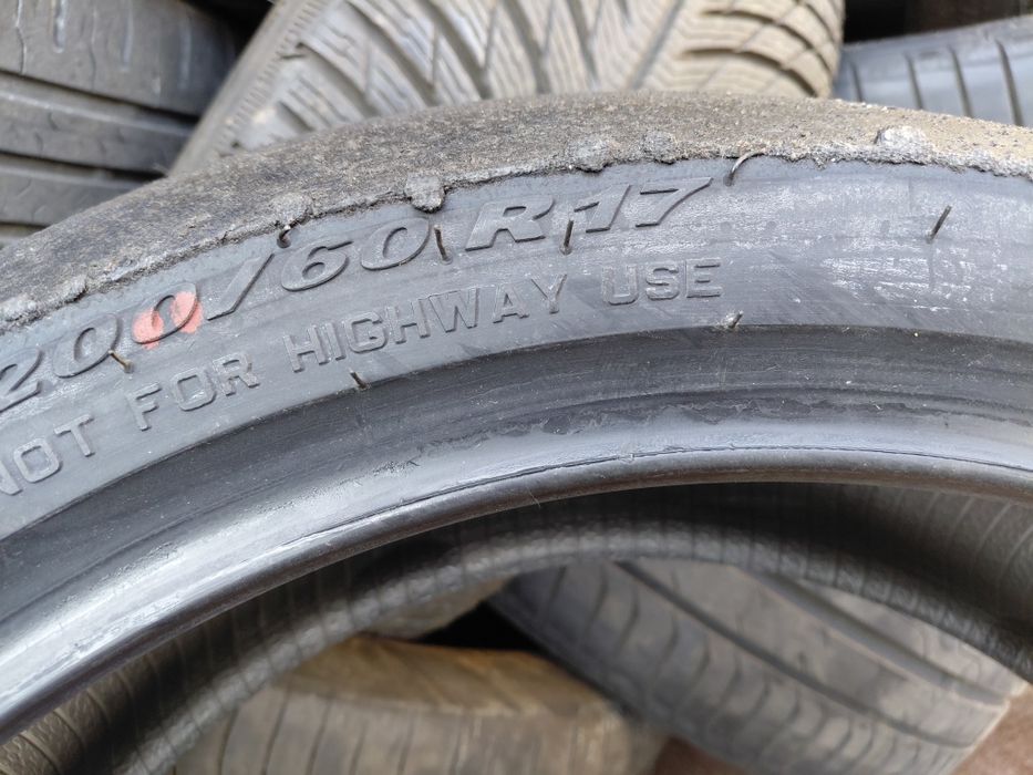 200/60/17" pirelli. Dot2025