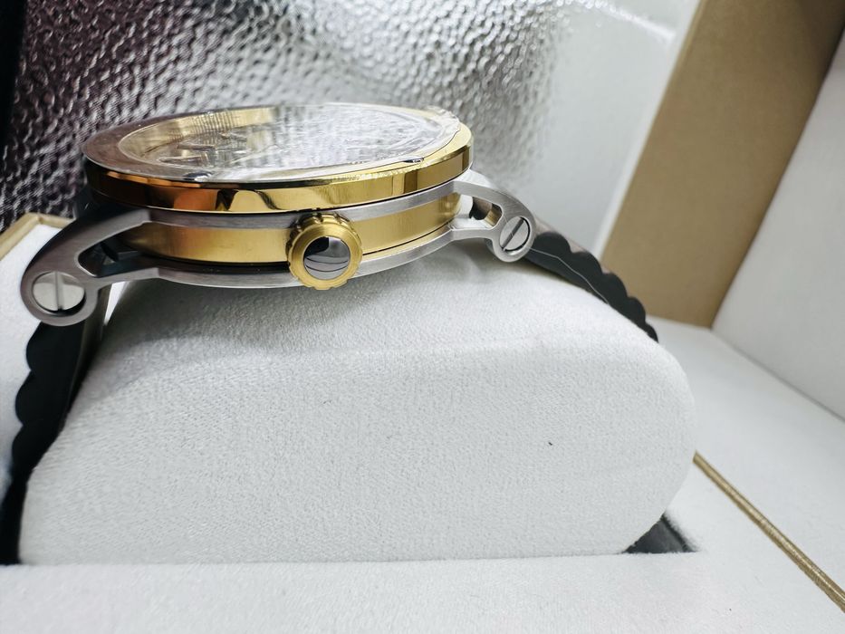 *Чисто Нов* Versace VEDX00219 Theros Automatic
