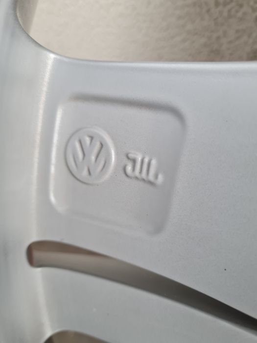 Оригинални джанти за ФОЛКСВАГЕН VW T6 T5 AMAROK TOUAREG R17 5x120 ET49 8J