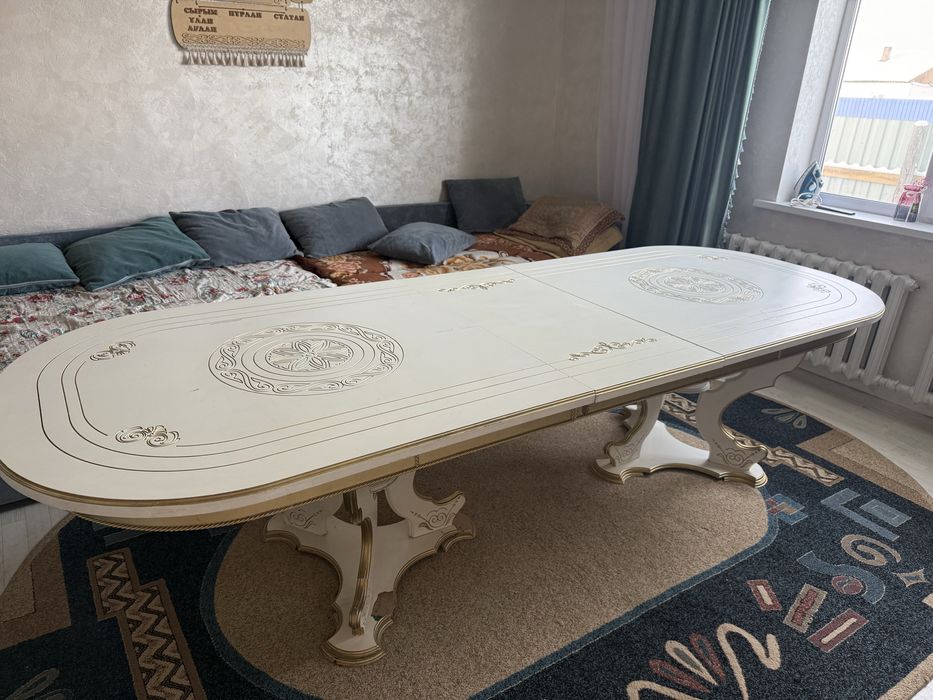 12 стульями вместно стол для кухни