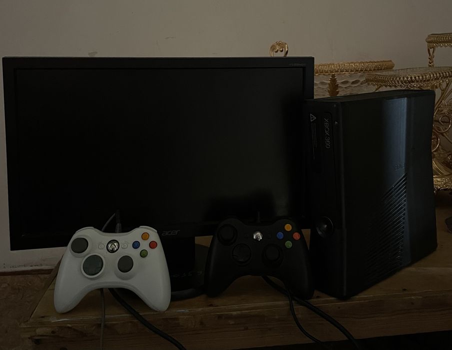 Хбох 360 500гб срочно