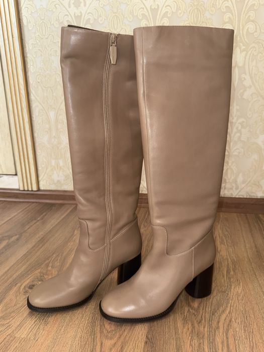 Женские сапоги