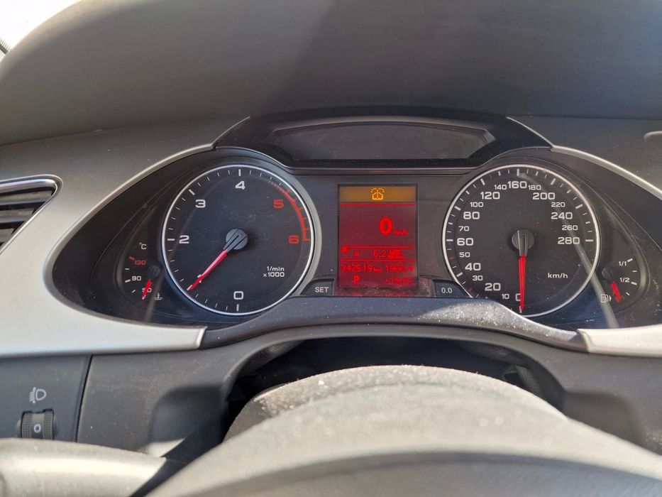 VÂND AUDI A4 B8 – 2010 –