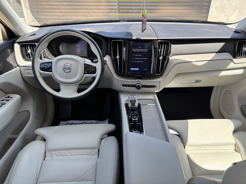 Volvo XC 60 B4 Facelift Recent Adus Tractiune Integrala Mild Hybrid